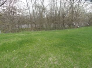 7905 Azalea Rd, Wausau, WI 54401