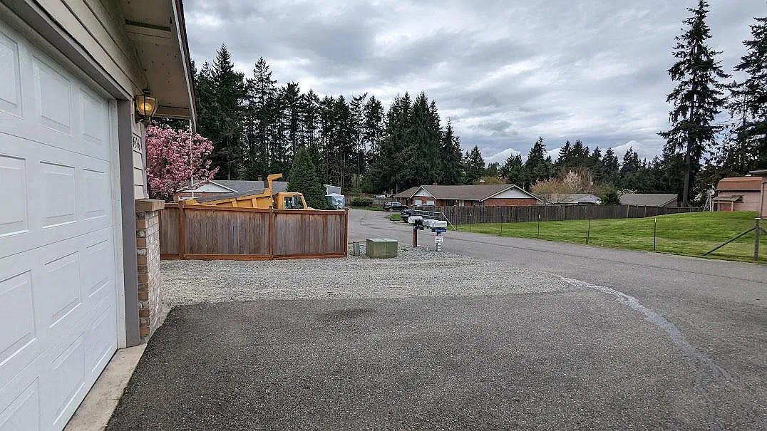 117th St E, Puyallup — Photo 2