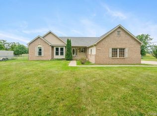 48127 Hull Rd, Van Buren Township, MI 48111