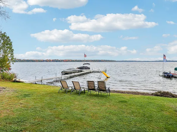 9907 Bonnie Glen Pkwy, Chisago City, MN 55013