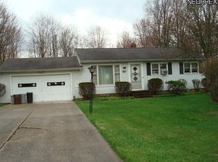 9997 Gabriella Dr, North Royalton, OH