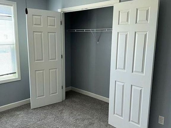 5th image of 101 Essex Dr