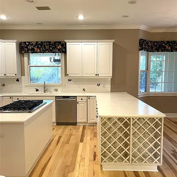 6604 Crescent Lake Dr — Photo 18