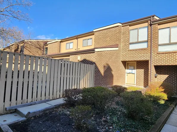 15 Cobbler Ct #G, Pikesville, MD 21208