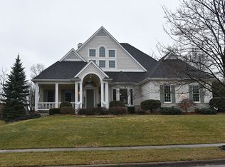 7859 Tartan Fields Dr, Dublin, OH 43017