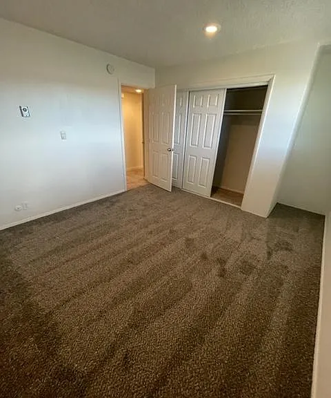 514 Jacobsen Ct — Photo 8