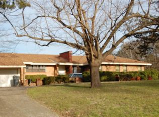 2100 Bonnie View Rd, Dallas, TX 75216