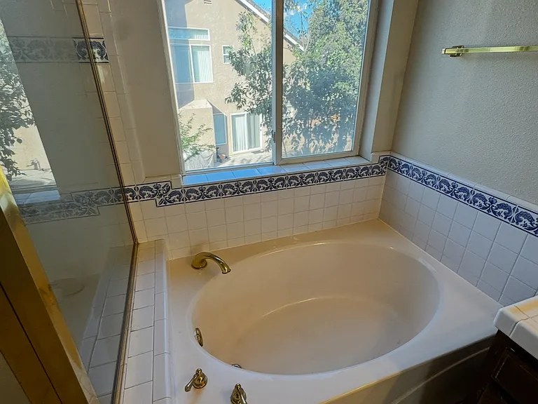 5323 Sage Ct — Photo 20