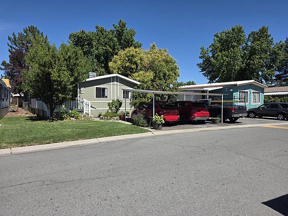 2nd image of 207 Luxury Ln