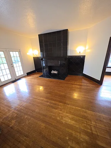 642 Elmwood Ave #1 Photo 1