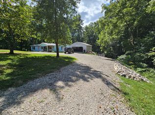 7616 N Oak Ridge Rd, Morgantown, IN 46160