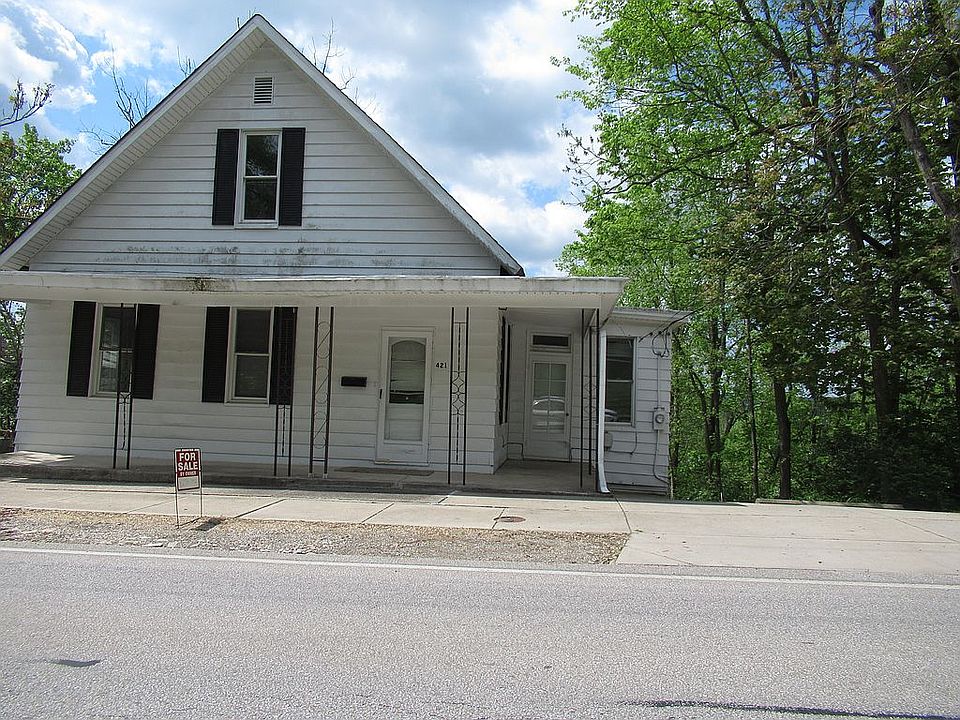 2 large parking spots