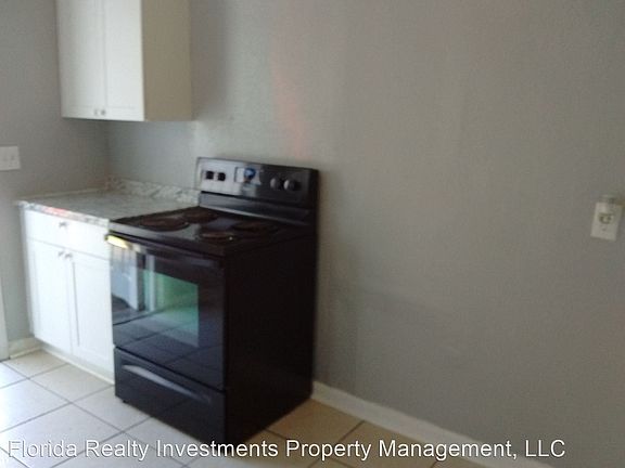 4th image of 1010 Olive Ave #B