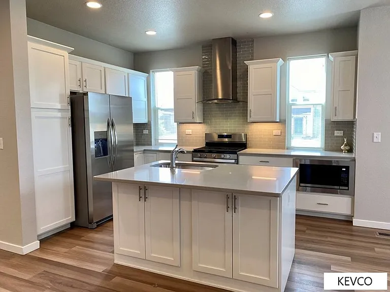 2950 Sykes Dr — Photo 5