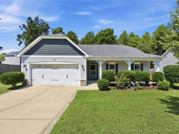 233 English Oak Dr, Bunnlevel, NC 28323