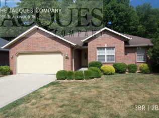 1090 S Blackwood Rd, Springfield, MO 65802