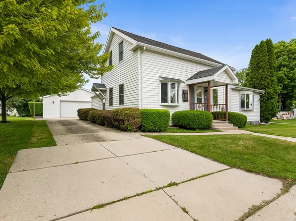 542 Madison St, Reedsville, WI 54230