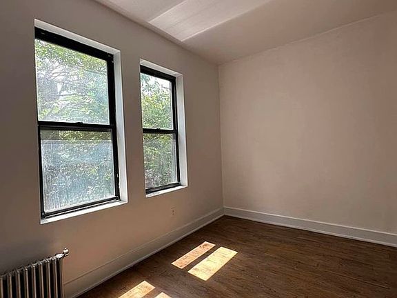5th image of 516 W 169th St APT 52