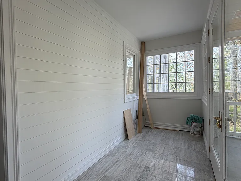 Sherwood Ave — Photo 10