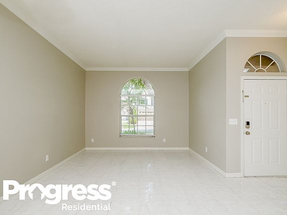 4th image of 10912 Kenbrook Dr
