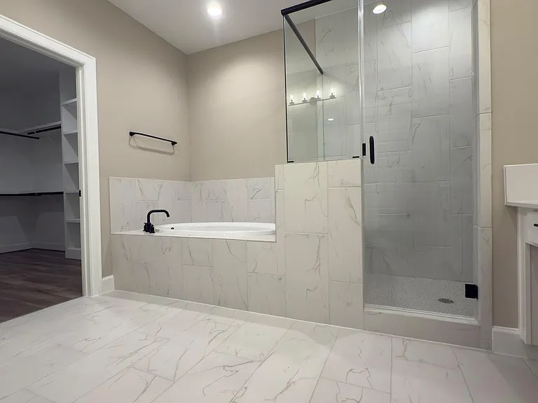 4309 B Dickson St — Photo 11