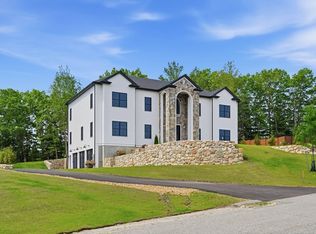 12 Couture Way, Middleton, MA 01949