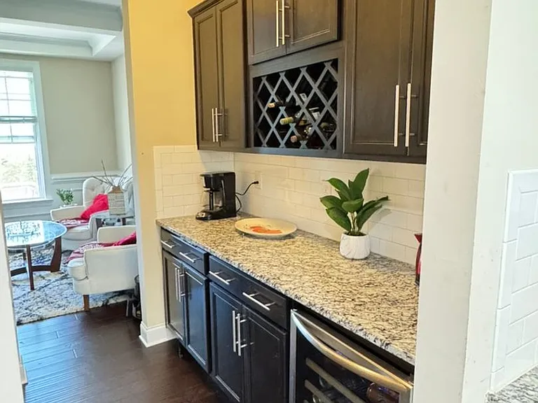 11215 Streamwood Ln NW — Photo 7