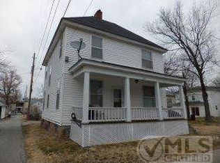 109 E 10th St, Carthage, MO 64836