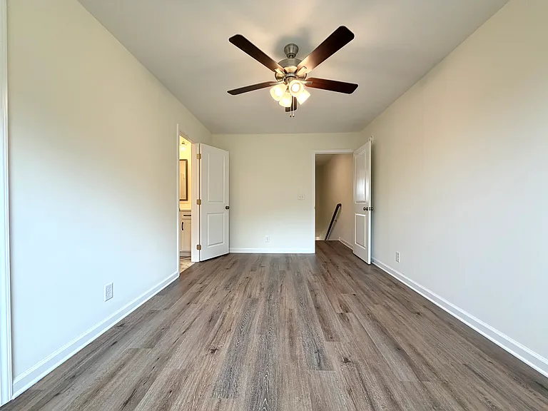 901 Peaceful Pl — Photo 36