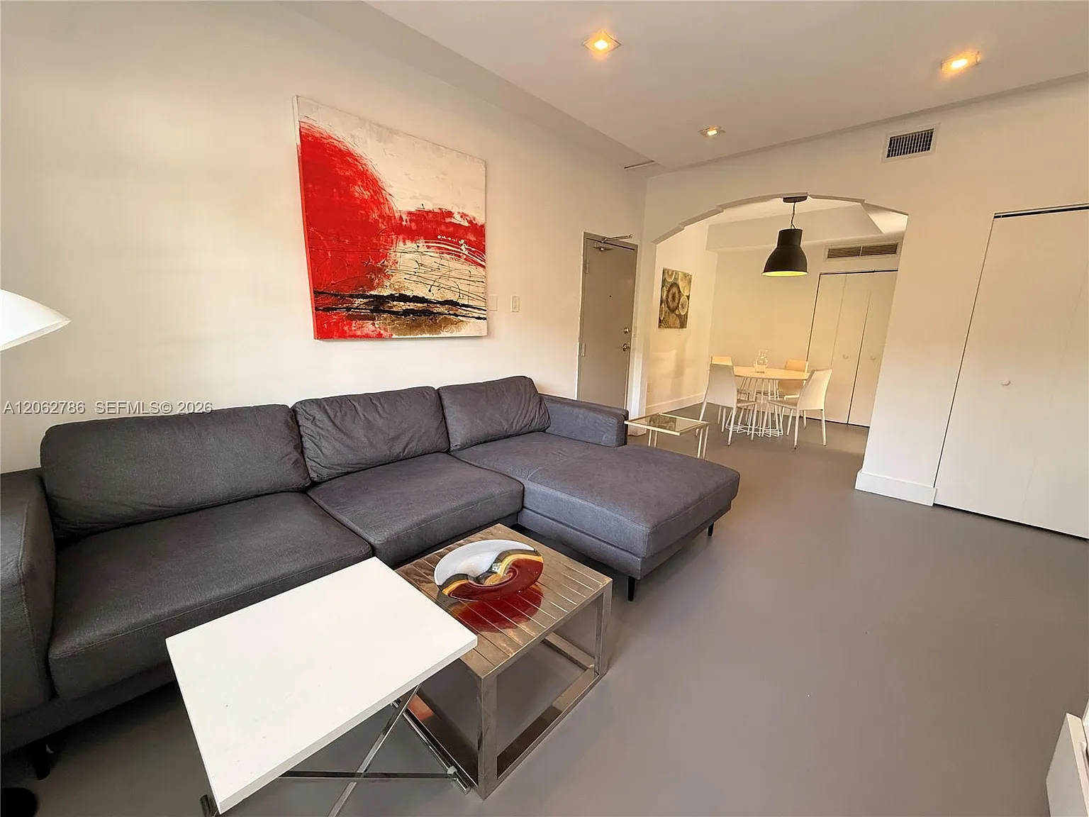 The Morrison Condo — Photo 2