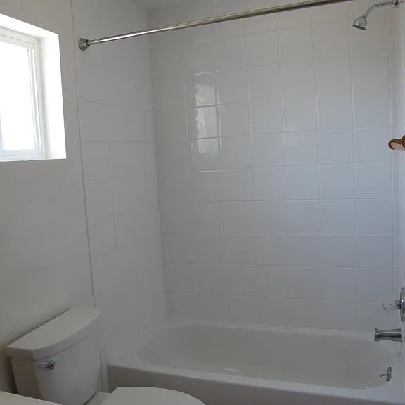 1122 E Water St — Photo 17