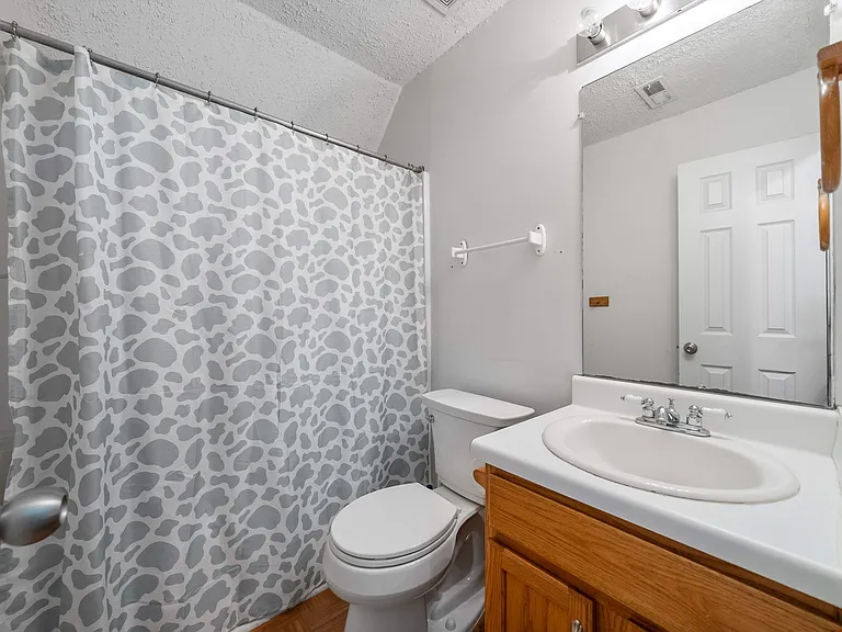 1700 Cedar Springs Cir — Photo 28