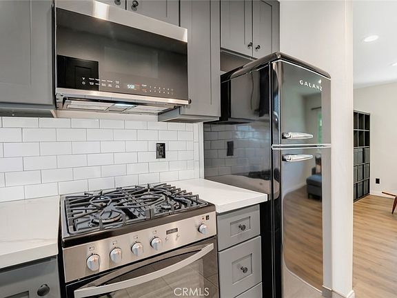 5th image of 11813 Runnymede St #43
