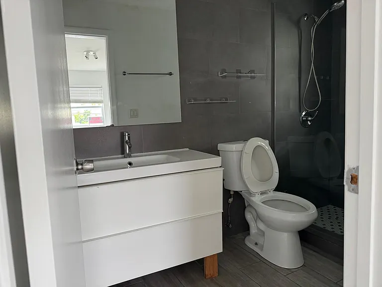 7910 Abbott Ave #6 — Photo 11