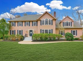 24 Independence Dr, Walpole, MA 02081