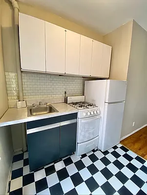 Rented by Corcoran | media 3