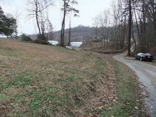 4th image of 2226 Roane State Hwy