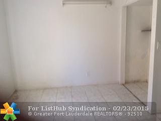 5th image of 3762 NW 21st St #102