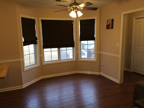 4th image of 663 Clark Dr