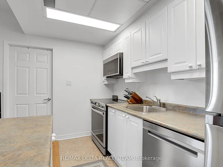134 York St #205 — Photo 17
