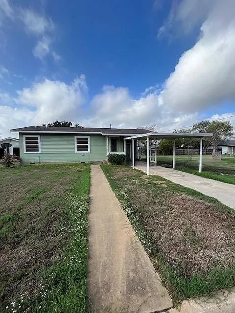 2 bed, 768 sqft, $1,500 — Photo 2
