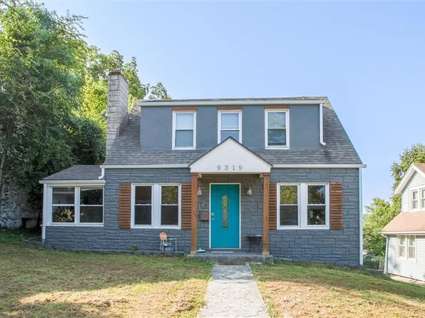 9319 E 15th St S, Independence, MO 64052