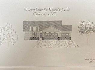 5815 Shady Lake Rd, Columbus, NE 68601