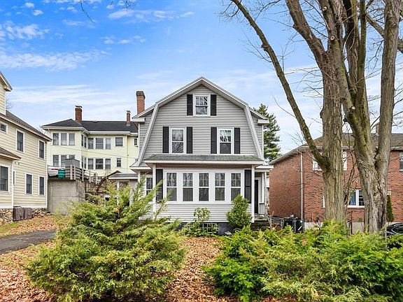 3rd image of 312 Charles River Rd