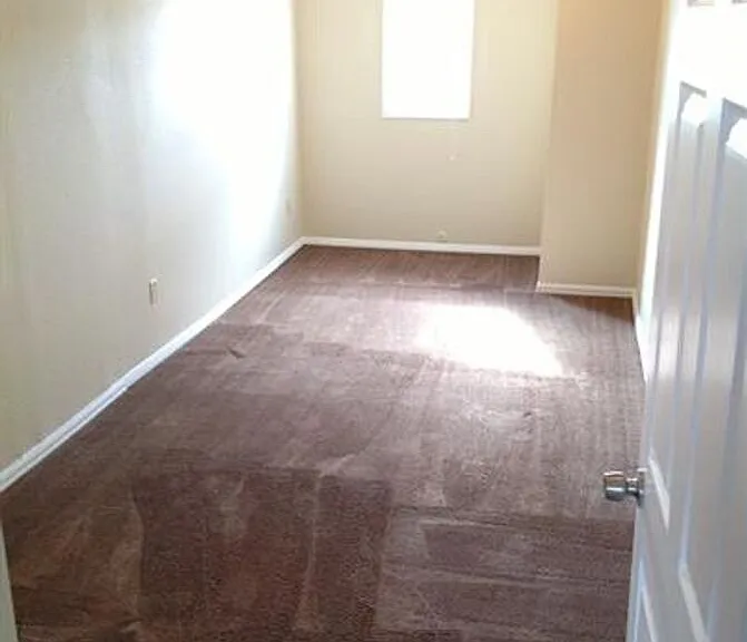 3210 W Longfellow Pl #A — Photo 8