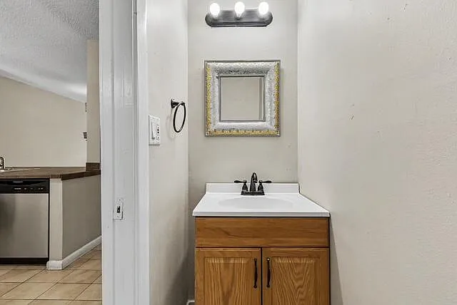 8327 Fairway Rd #8327 — Photo 7