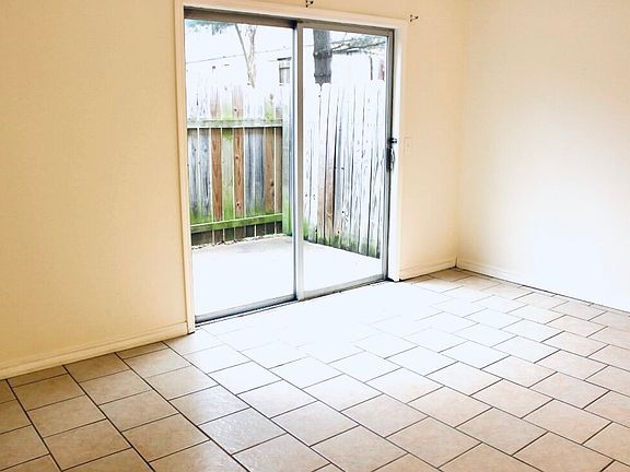 5th image of 1828 N Gregg Ave APT 8