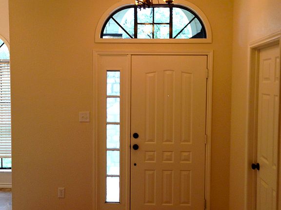 2nd image of 1605 Honeyweed St