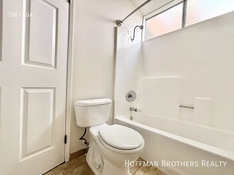 1215 N Cherokee Ave #105 — Photo 9