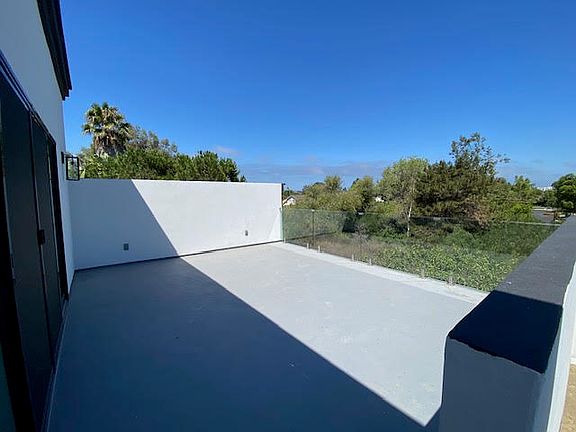 3rd image of 2944 Gobat Ave #2